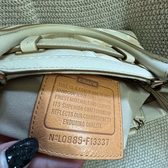 Coach Hampton Beige And Tan Canvas Logo‎ And Leather Accents And Trim Satchel. - Picture 5 of 12